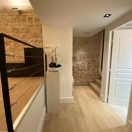 Loft Design Dans Hotel Particulier Montpellier Exterior photo