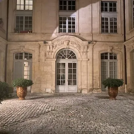 Loft Design Dans Hotel Particulier Montpellier Exterior photo